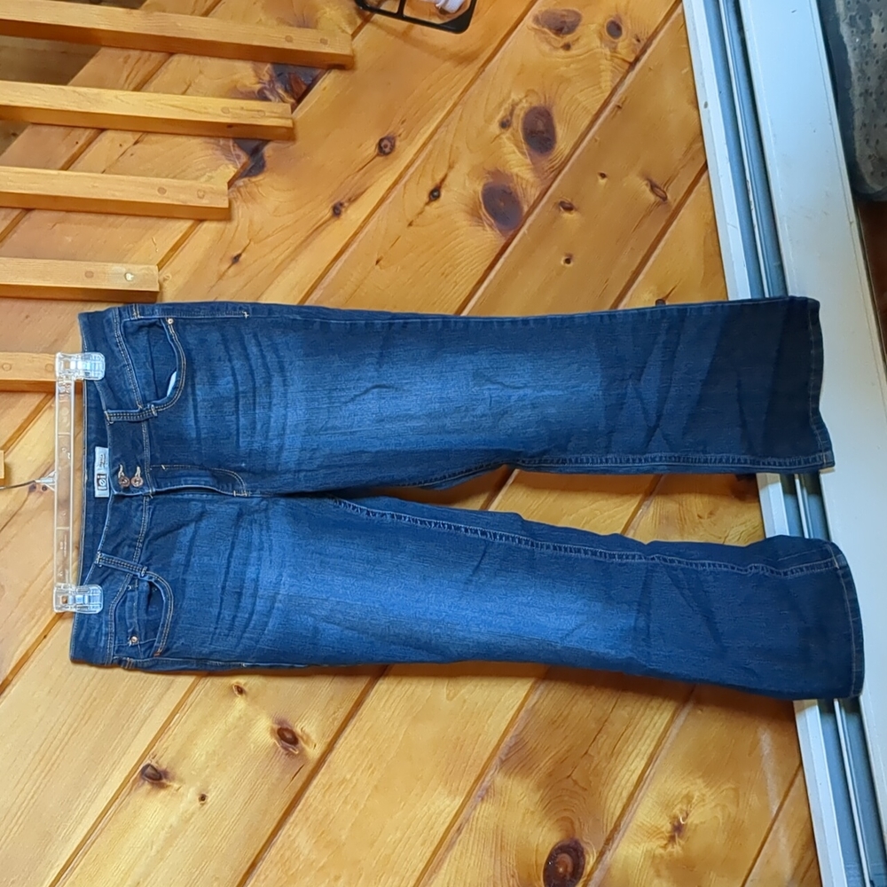 l.e.i Sophia hipster flare jeans size 15 Regular